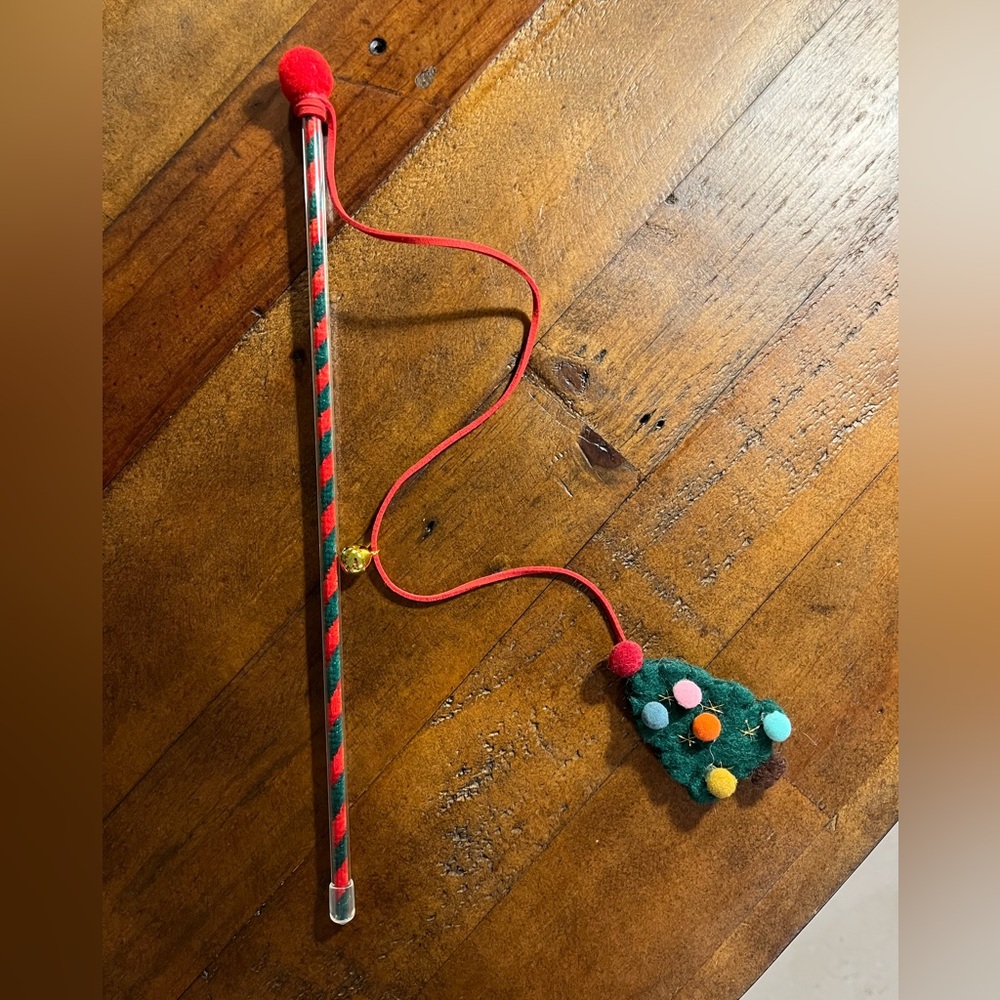 Festive Christmas Tree Wand with Bell for Cats, NWOT